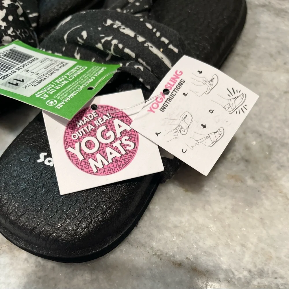 Sanuk Women's Black and White Yoga Mat Sandals NWT smoke & pet free home🌸 - Picture 12 of 14